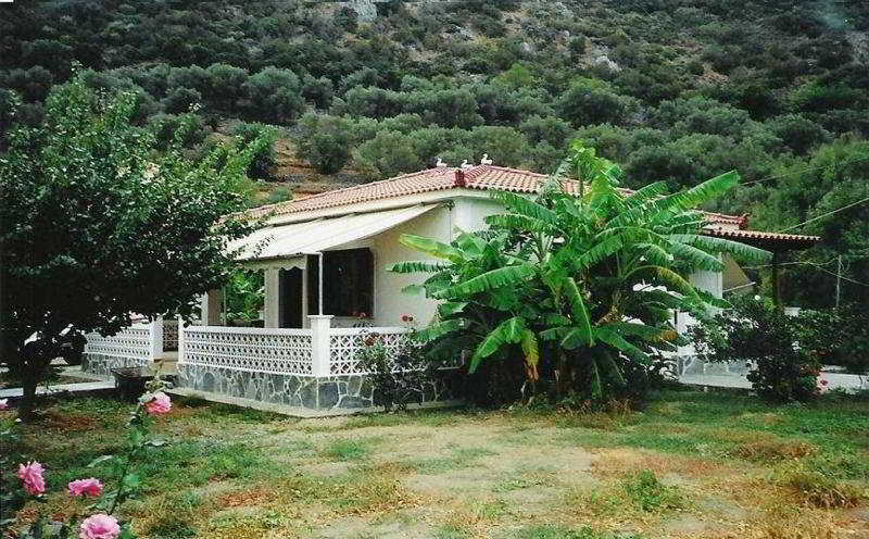 Kerveli Luxury Villa Exterior photo